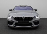 BMW M8 Kupé 4,4 l 460 kw