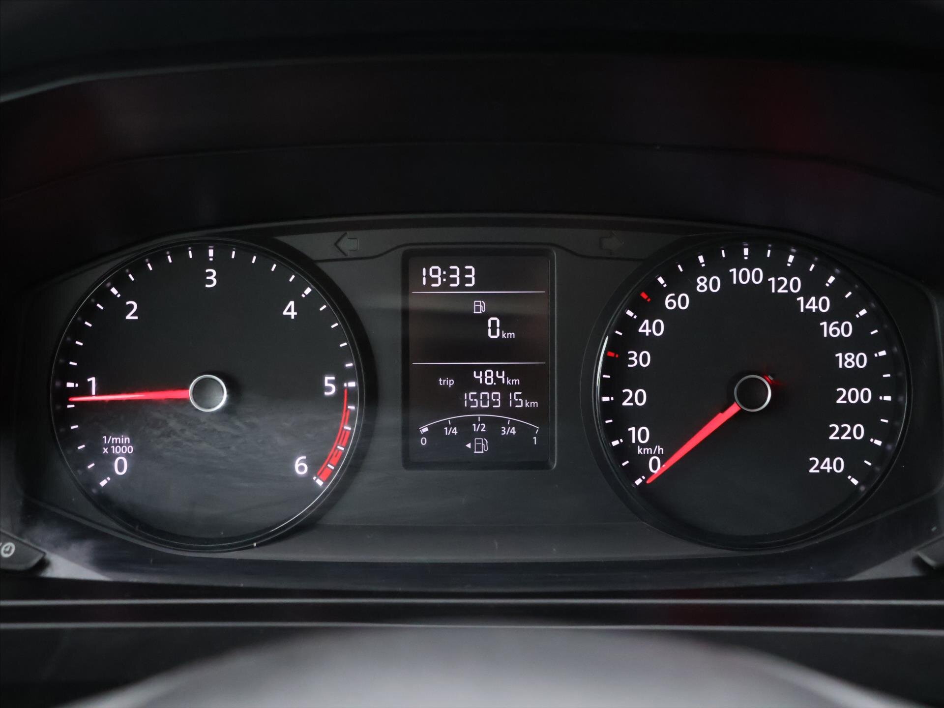 Volkswagen Transporter Kombi 2,0 l 62 kw