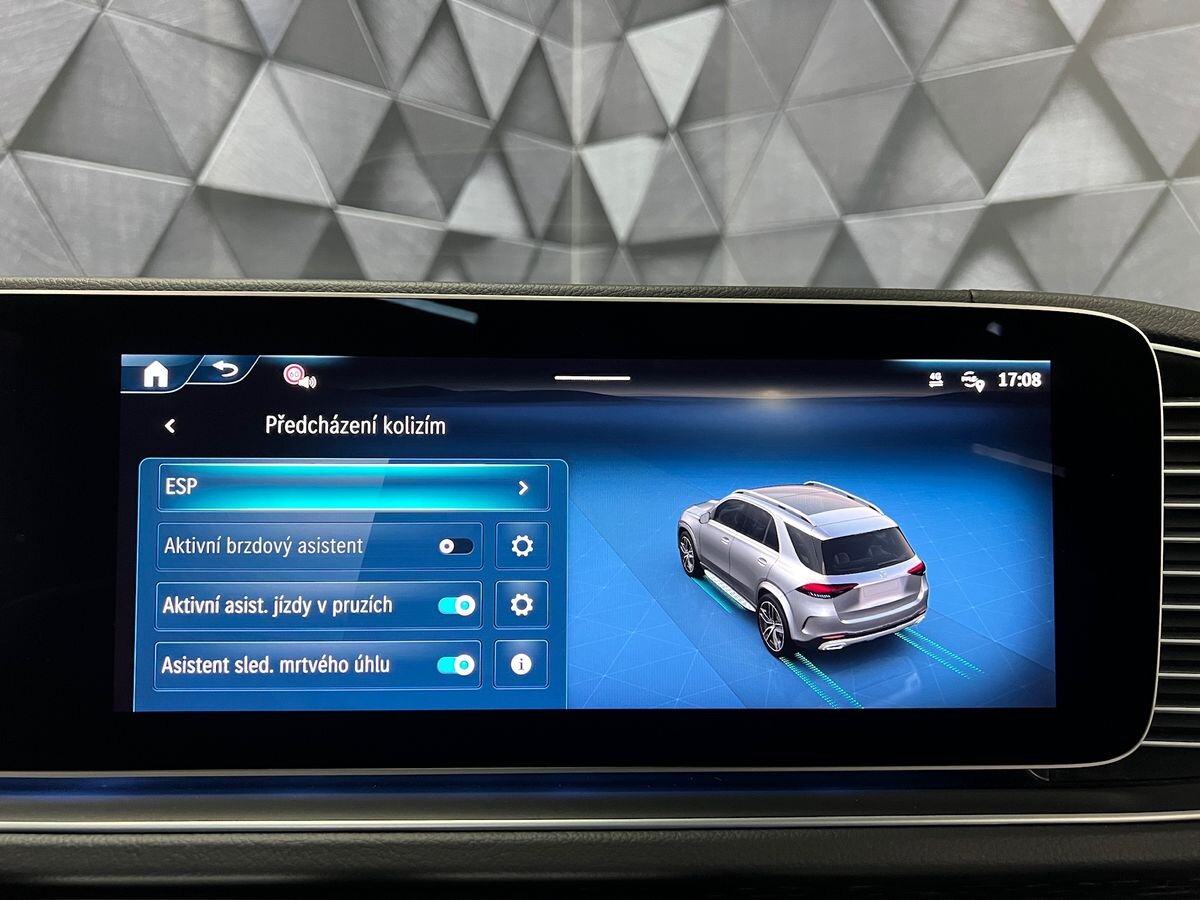 Mercedes-Benz GLE SUV / Terénní 3,0 l 270 kw