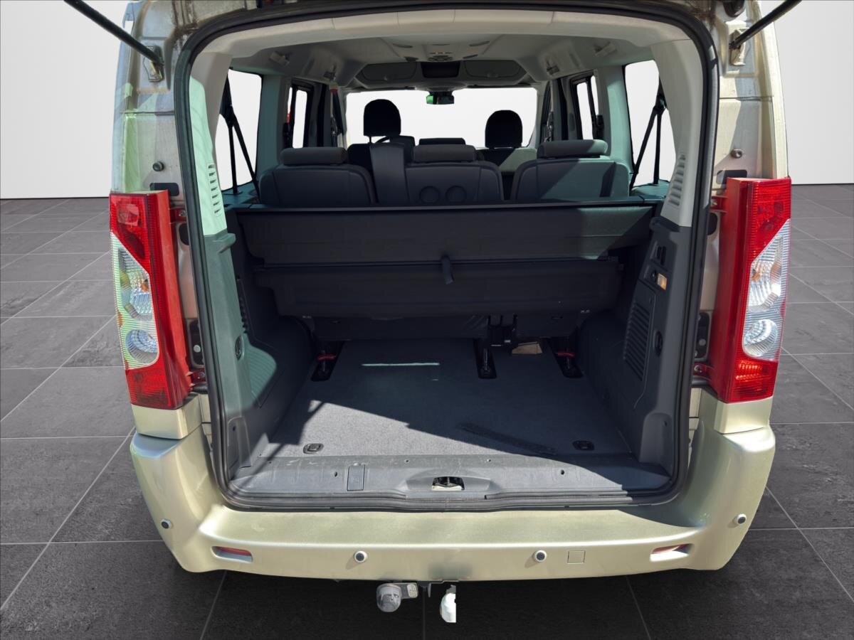 Citroën Jumpy MPV 2,0 l 120 kw