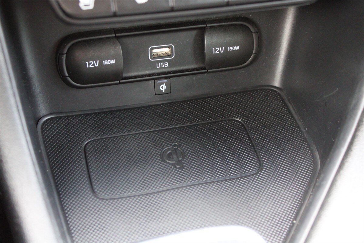 KIA Sportage SUV / Terénní 2,0 l 136 kw