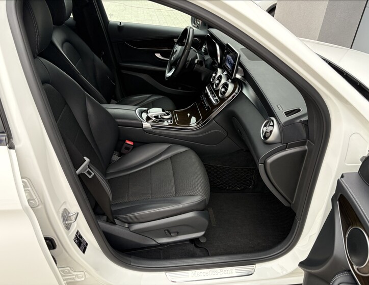 Mercedes-Benz GLC 18