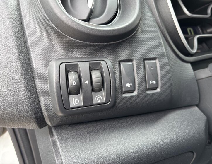 Renault Trafic Skříň 2,0 l 88 kw