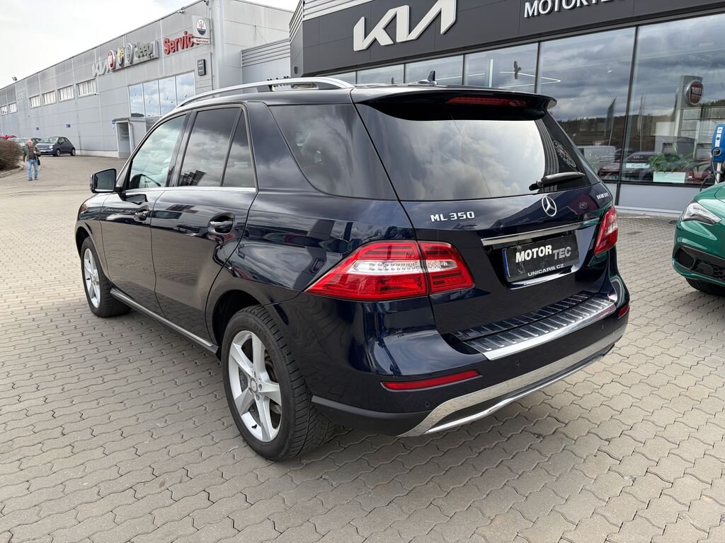 Mercedes-Benz Třídy M SUV / Terénní 3,0 l 190 kw