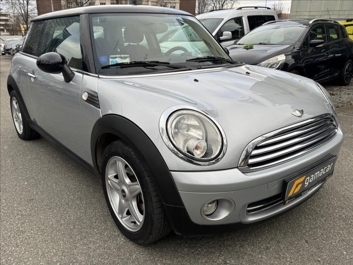 Mini Cooper Hatchback 1,6 l 88 kw