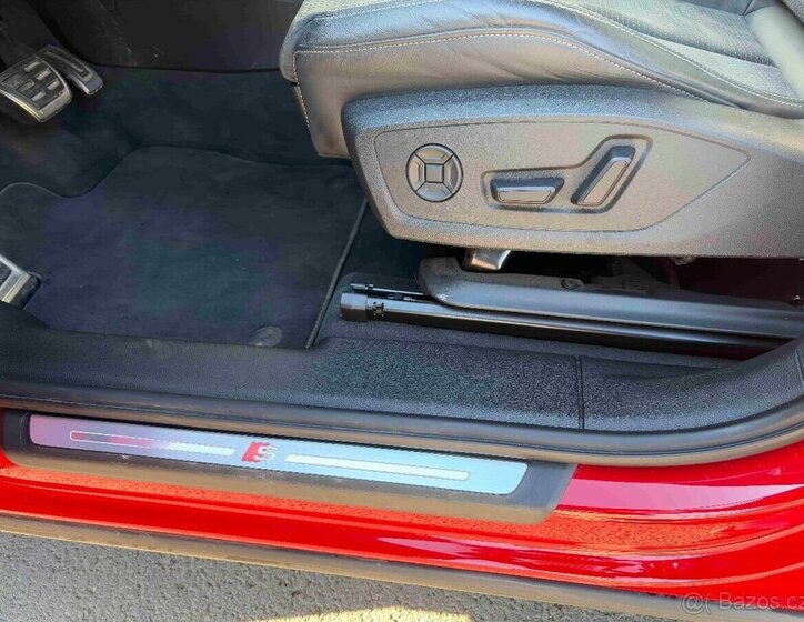 Audi Q3 SUV / Terénní 0,0 180 kw