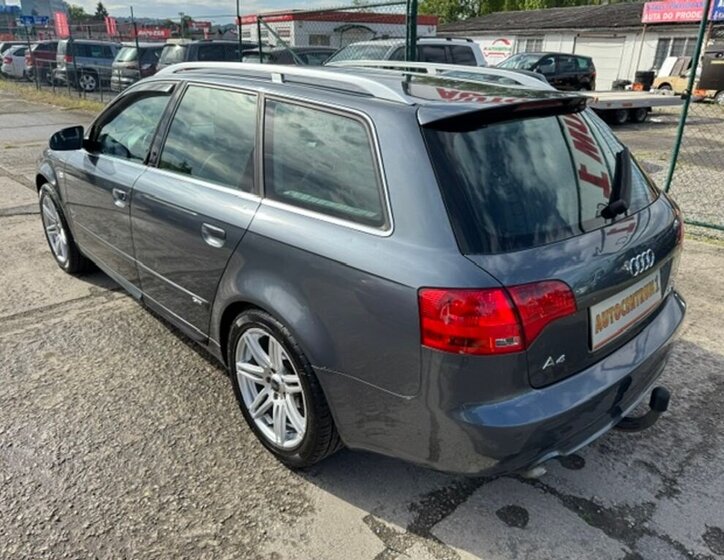 Audi A4 Kombi 2,0 l 103 kw
