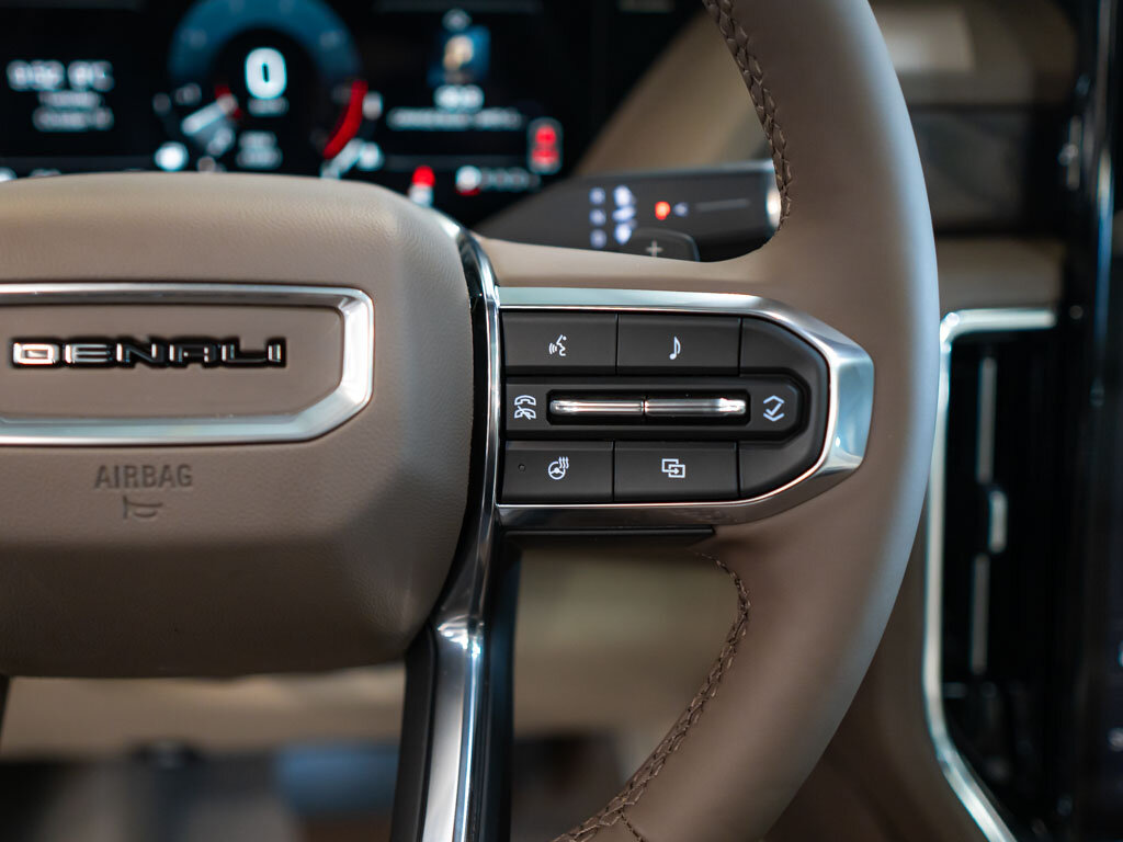 GMC Yukon SUV 6,2 l 313 kw