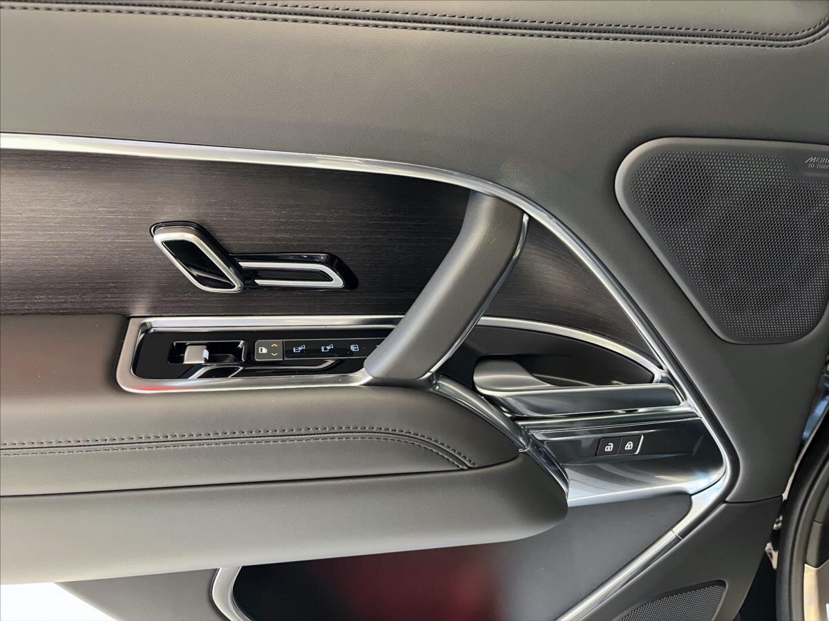 Land Rover Range Rover SUV / Terénní 3,0 l 221 kw