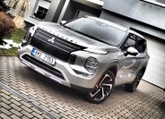 Mitsubishi Outlander SUV / Terénní 2,4 l 162 kw
