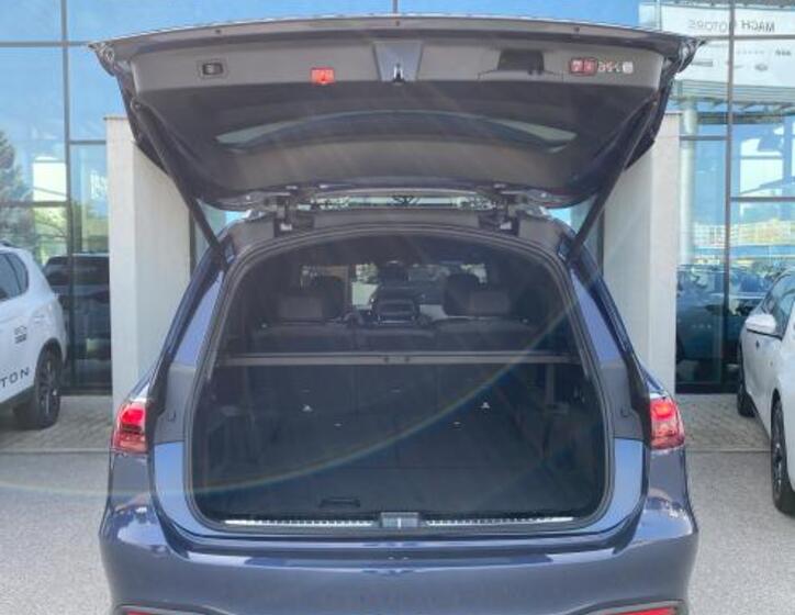 Mercedes-Benz GLS 10