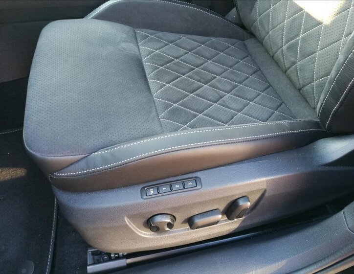 Škoda Superb Sedan 2,0 l 110 kw