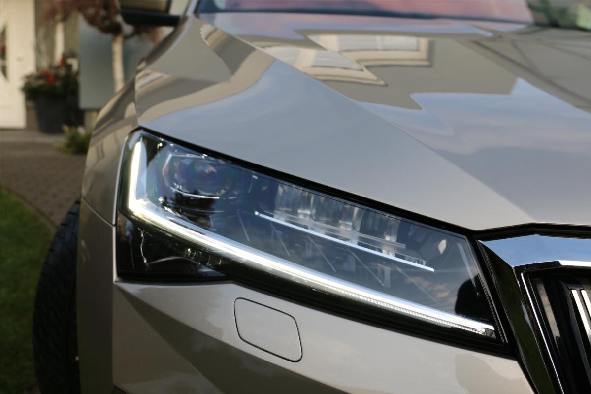 Škoda Superb Kombi 2,0 l 147 kw