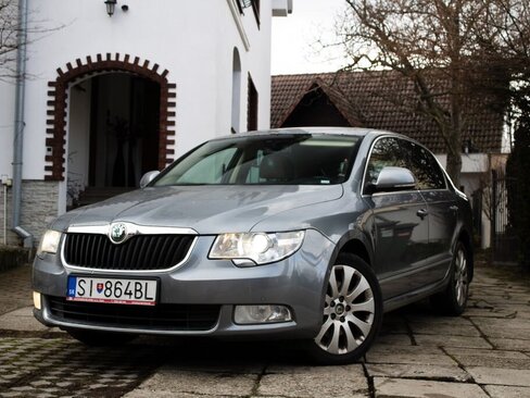 Škoda Superb Sedan / Limuzína 1,8 l 118 kw