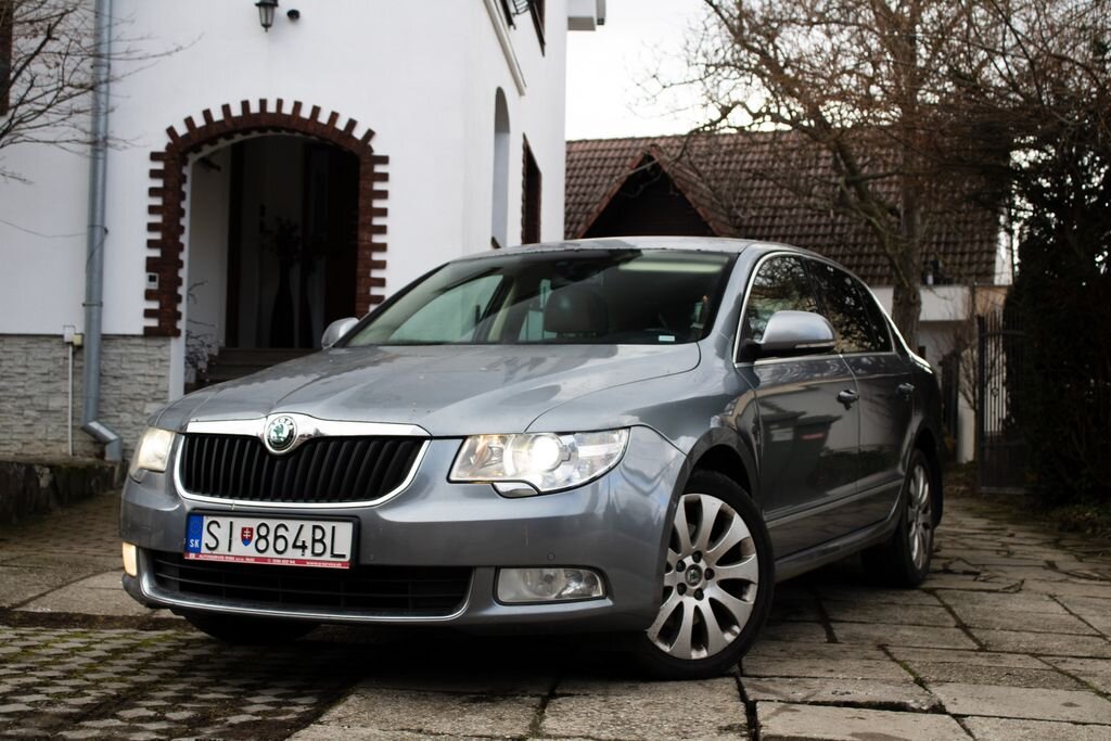 Škoda Superb Sedan 1,8 l 118 kw
