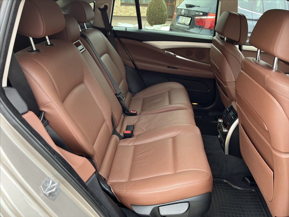 BMW Řada 5 Sedan / Limuzína 3,0 l 190 kw