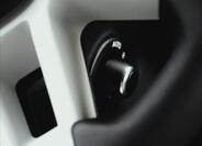 Land Rover Defender 18