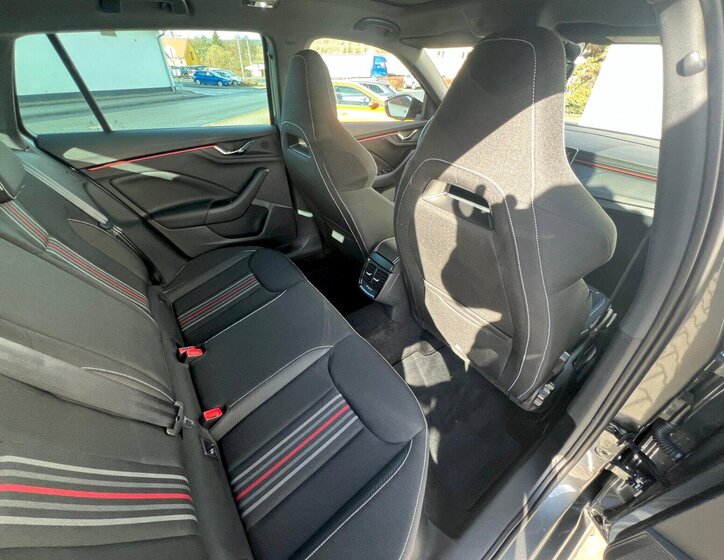 Škoda Scala Hatchback 1,5 l 110 kw