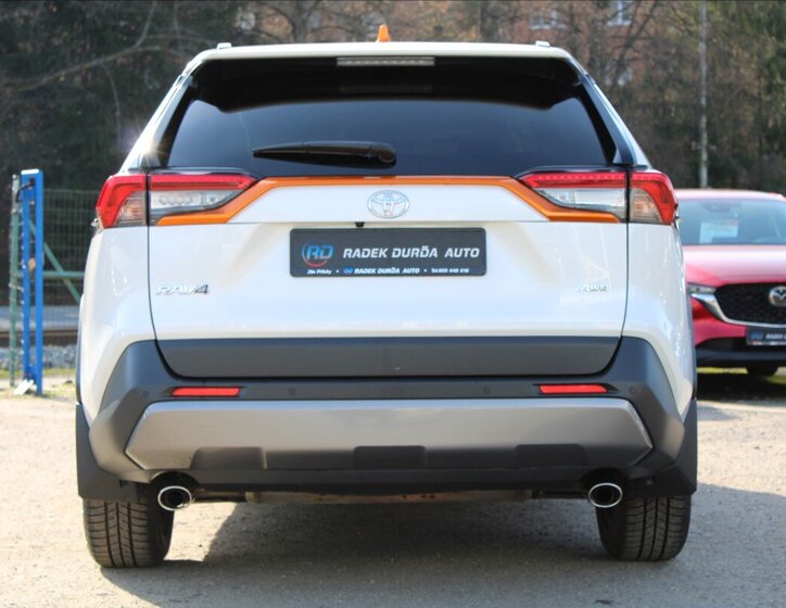 Toyota RAV4 SUV 2,0 l 129 kw