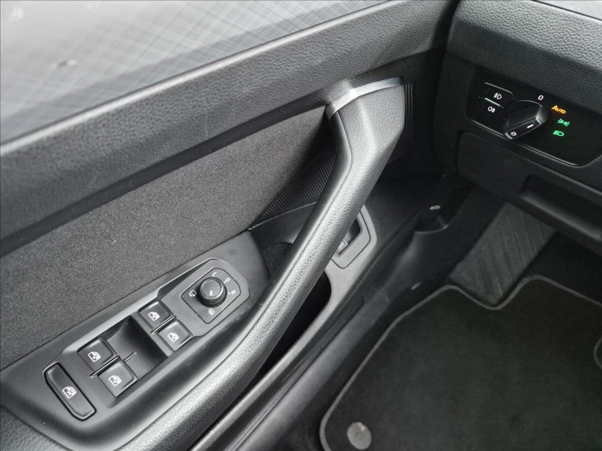 Volkswagen Passat Kombi 2,0 l 110 kw