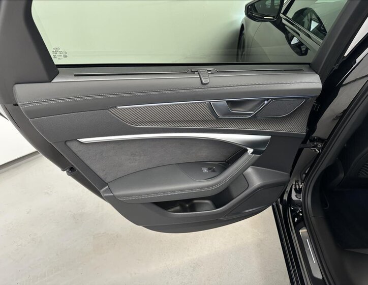 Audi S6 Kombi 3,0 l 253 kw