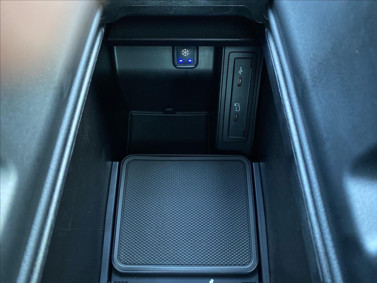 Mercedes-Benz Třídy V Ostatní 2,0 l 195 kw