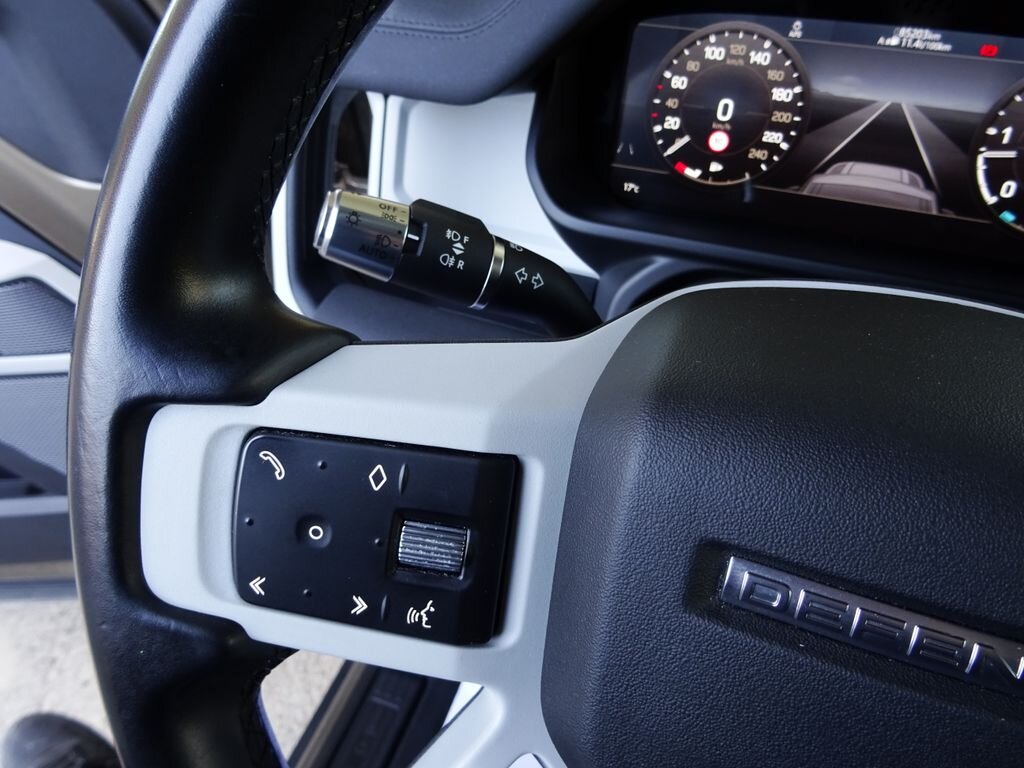 Land Rover Defender SUV / Terénní 3,0 l 221 kw