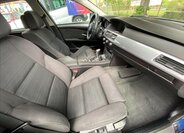 BMW Řada 5 Kombi 3,0 l 145 kw