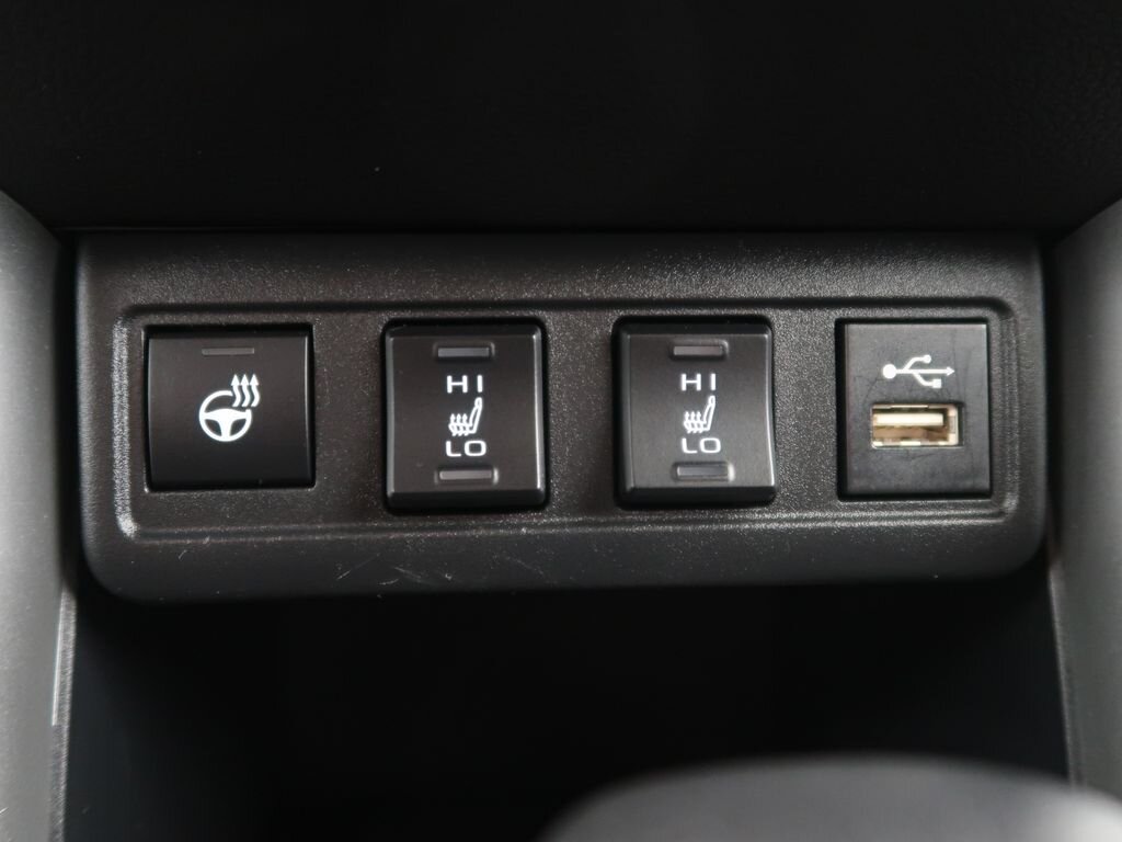 Toyota Corolla Cross Hatchback 2,0 l 112 kw