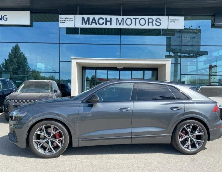 Audi SQ8 SUV 4,0 l 373 kw