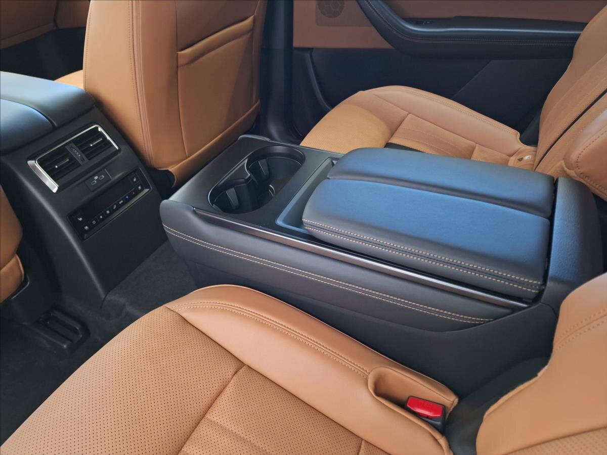 Mazda CX-80 SUV / Terénní 3,3 l 187 kw