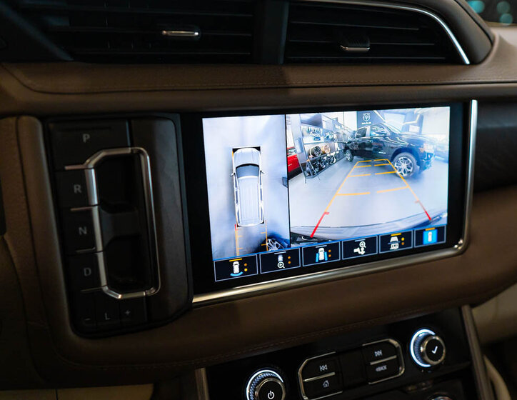 GMC Yukon SUV / Terénní 6,2 l 313 kw