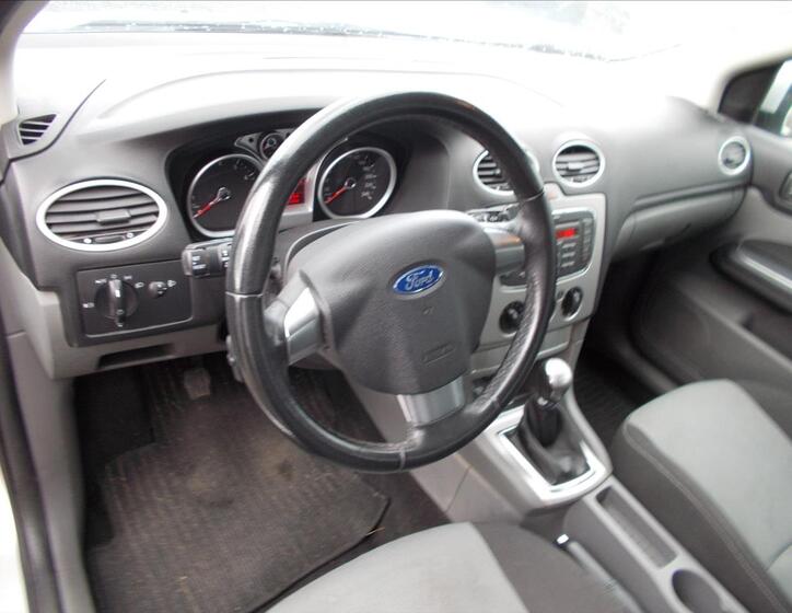 Ford Focus 18