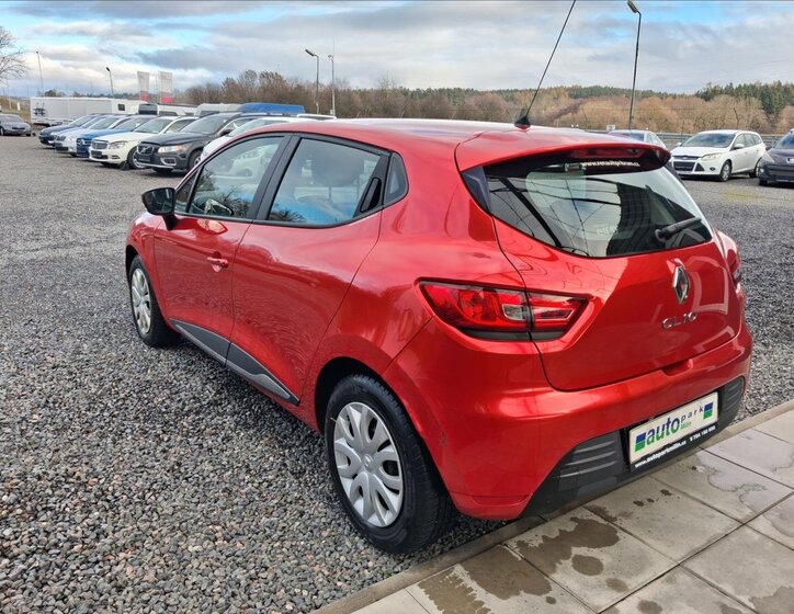 Renault Clio Hatchback 1,1 l 54 kw