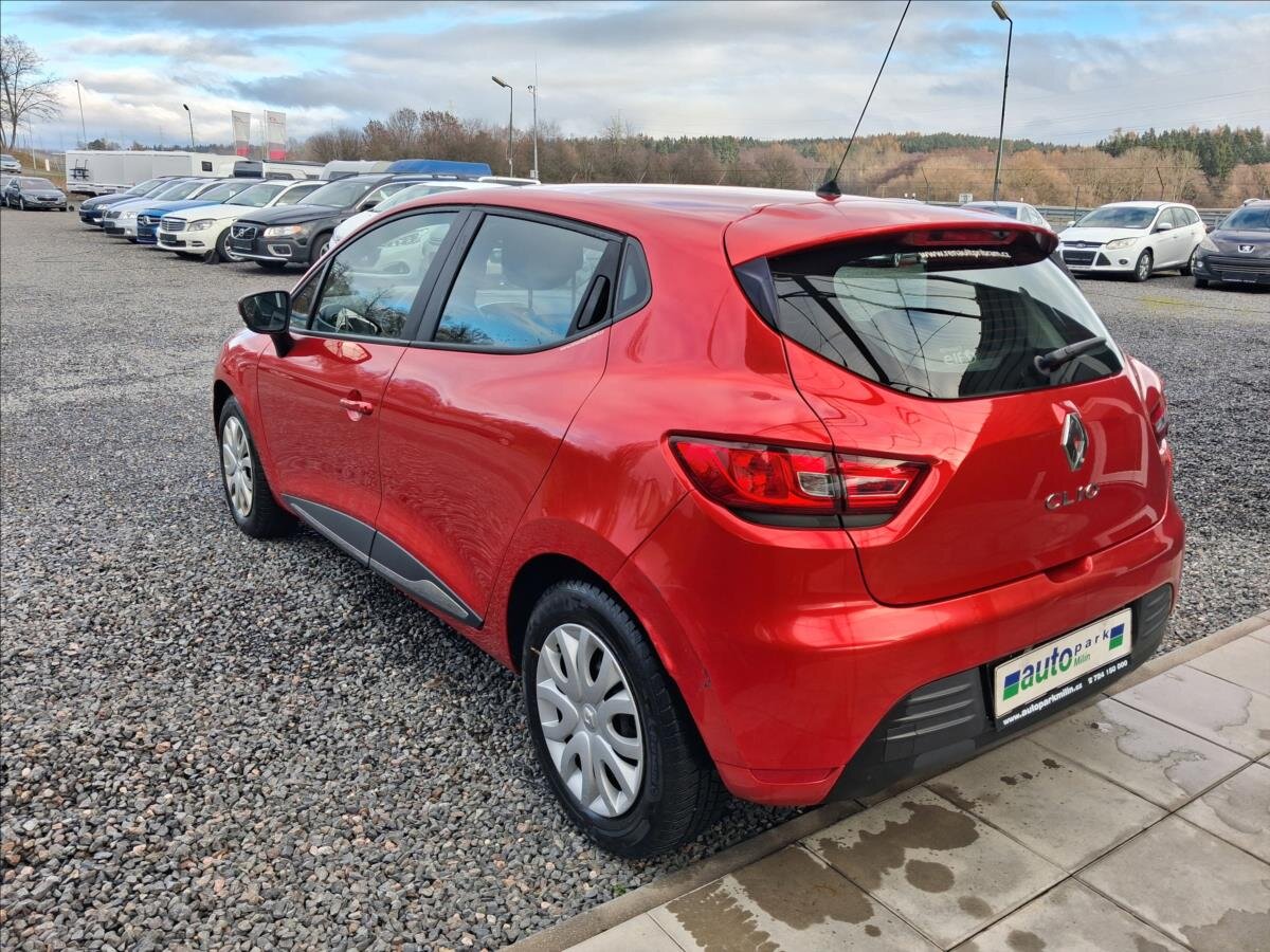 Renault Clio Hatchback 1,1 l 54 kw