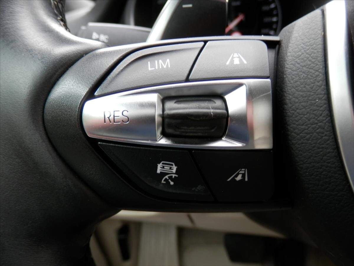 BMW X5 Kombi 3,0 l 190 kw