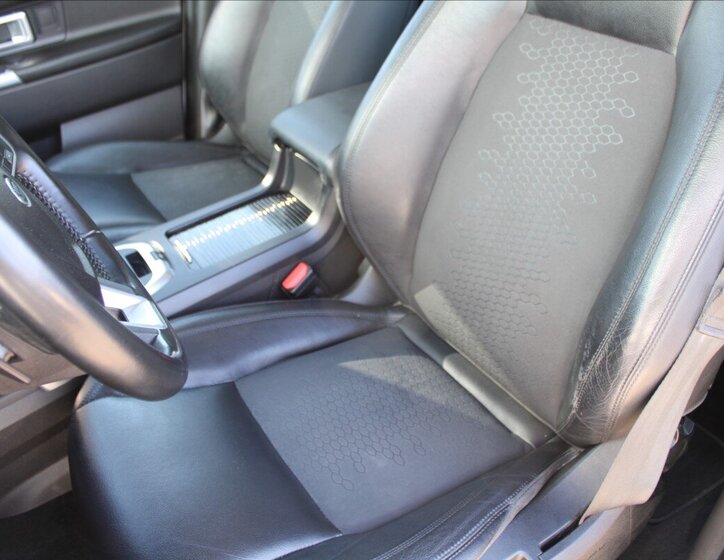 Land Rover Discovery Sport SUV / Terénní 2,0 l 110 kw