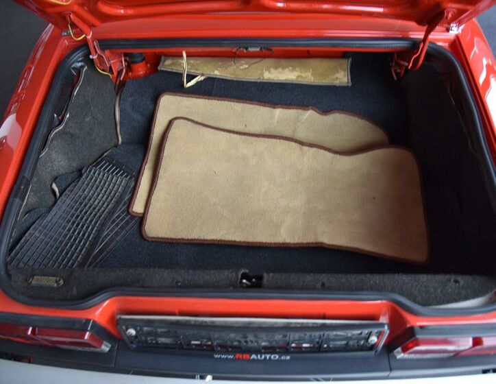 Alfa Romeo Spider 24