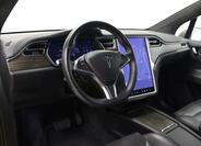 Tesla Model X 11