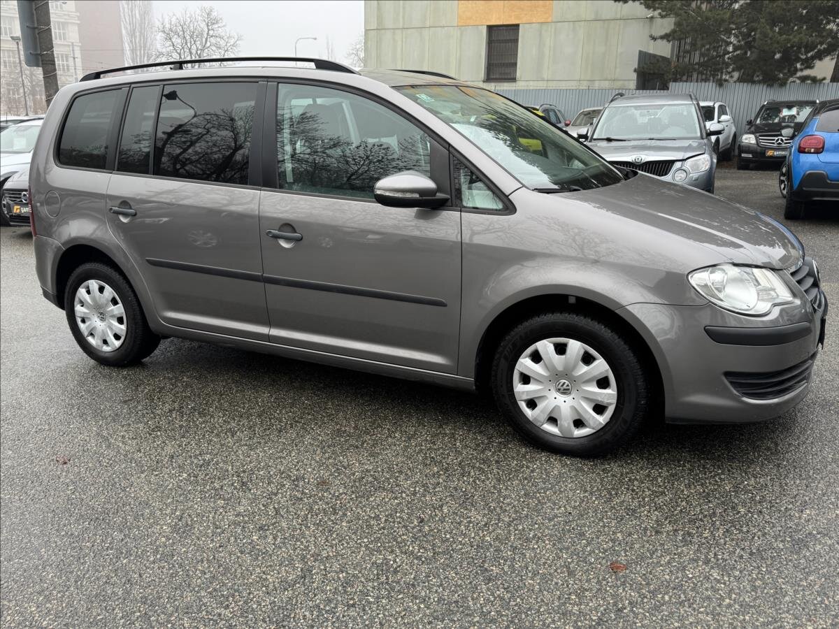 Volkswagen Touran MPV 1,9 l 77 kw
