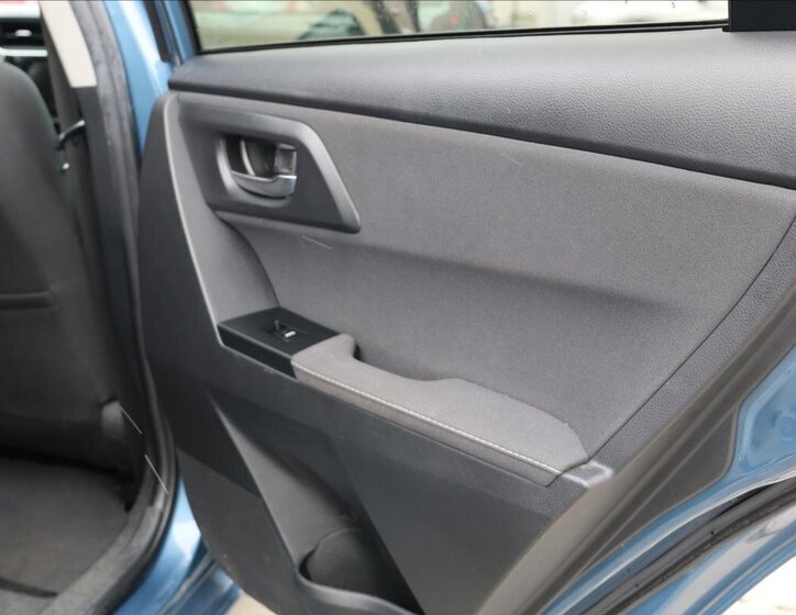 Toyota Auris Kombi 1,6 l 97 kw