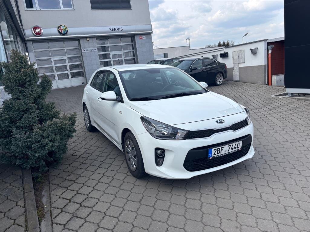 KIA Rio Hatchback 1,2 l 61 kw