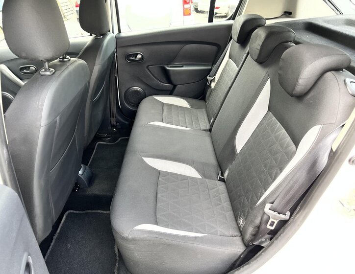 Dacia Sandero Hatchback 1,5 l 66 kw