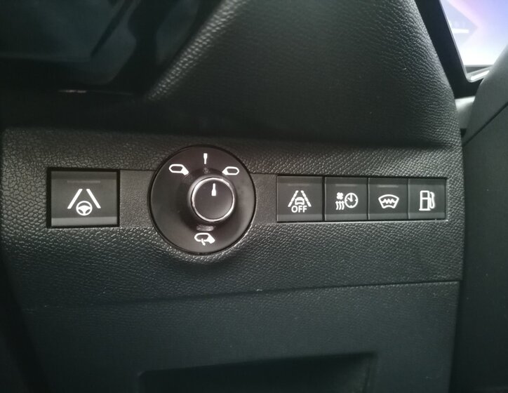 DS Automobiles DS7 Crossback 29