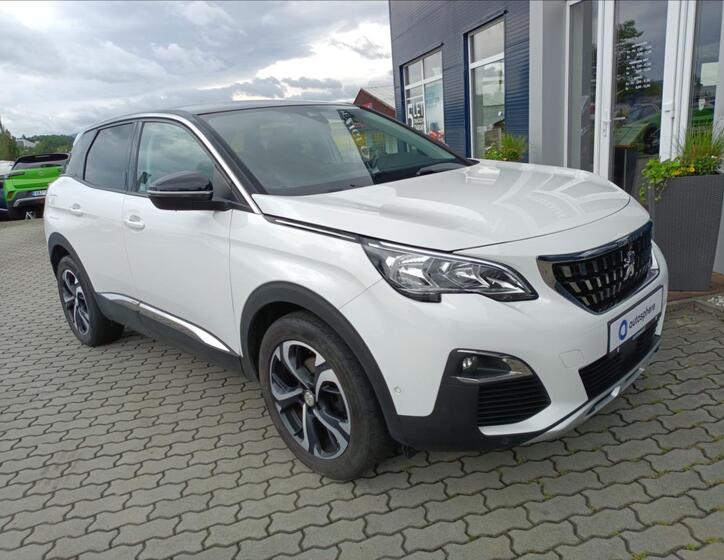 Peugeot 3008 8