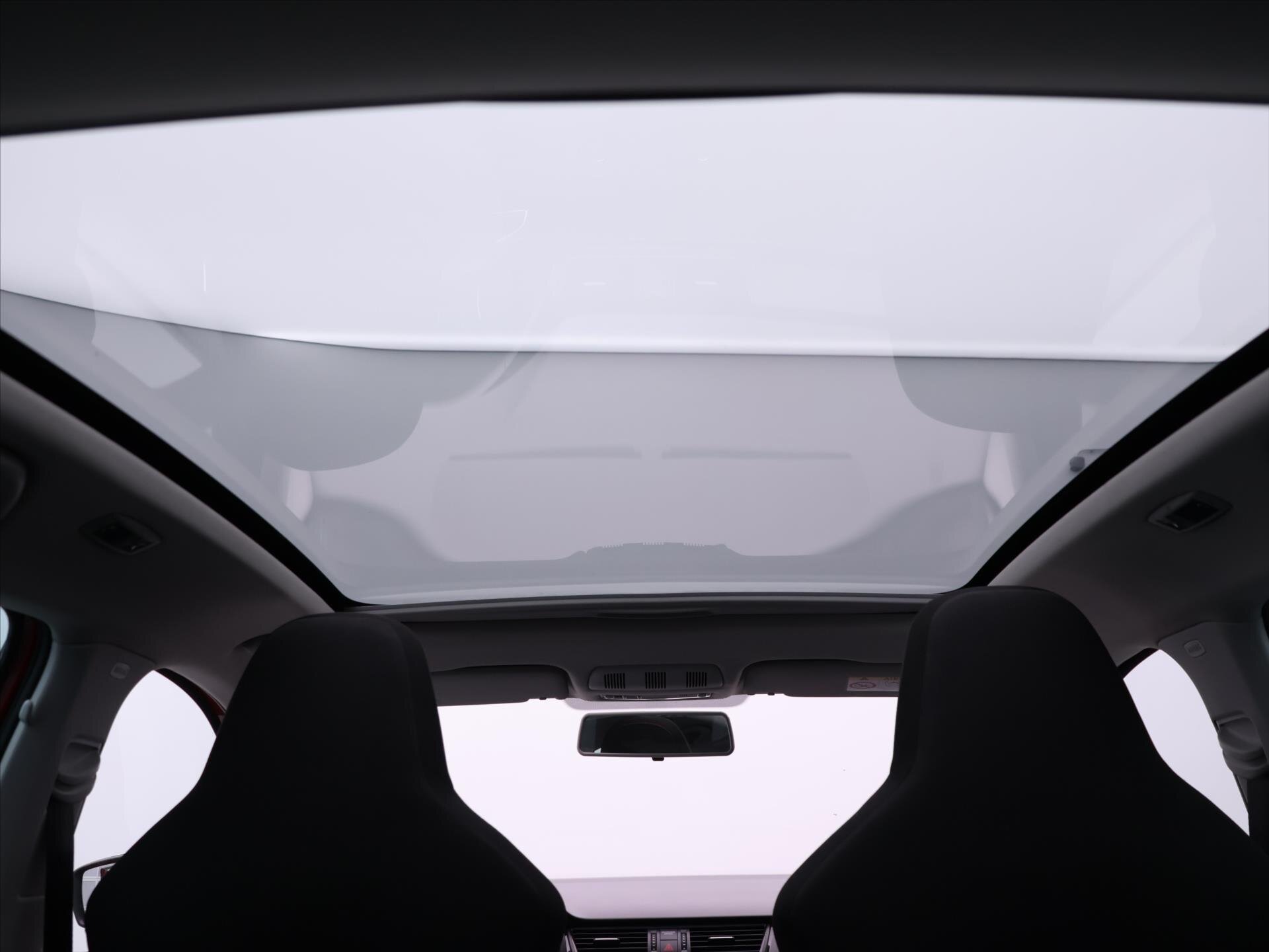 Škoda Rapid Hatchback 1,2 l 77 kw