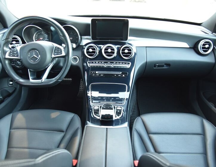 Mercedes-Benz Třídy C Sedan / Limuzína 2,1 l 125 kw