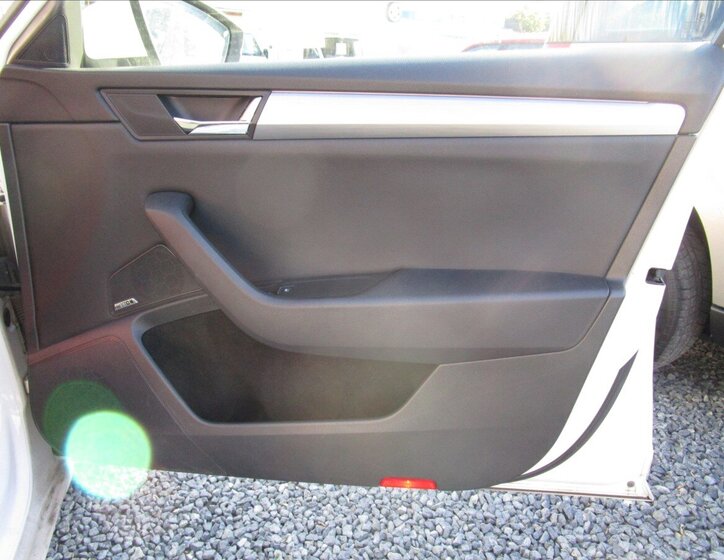 Škoda Superb Kombi 1,8 l 132 kw