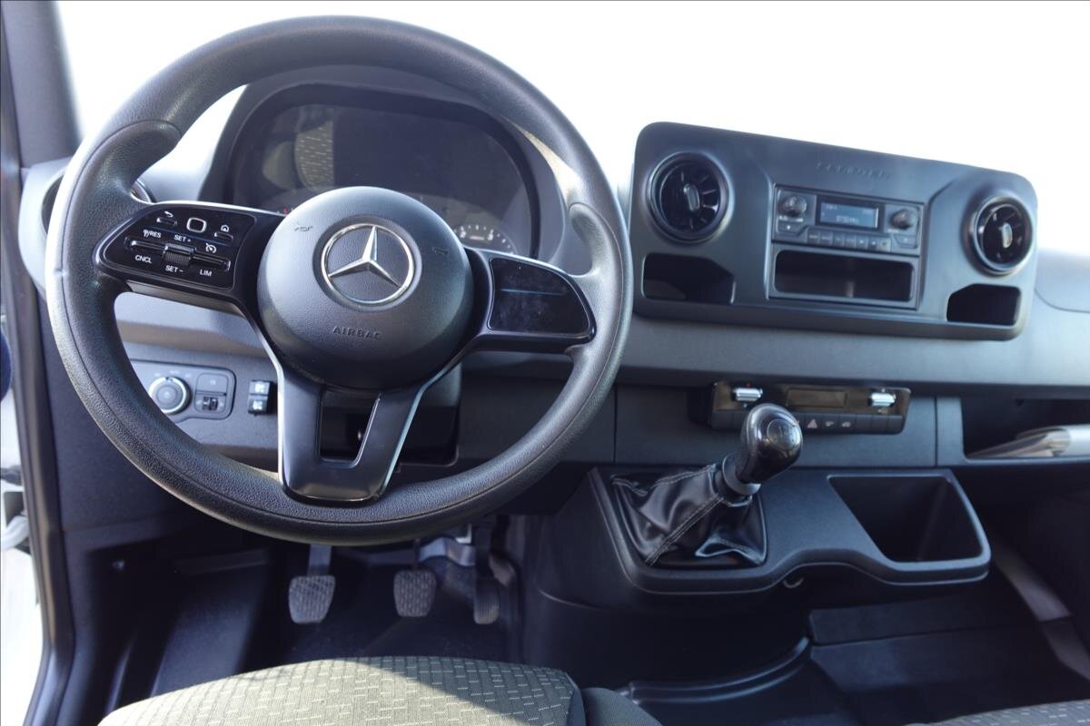 Mercedes-Benz Sprinter Sklápěč 2,1 l 105 kw