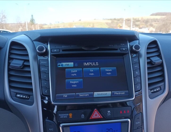 Hyundai i30 Kombi 1,6 l 99 kw